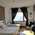 Rural Porta Coeli - Dehesa Santa Lucia 3*